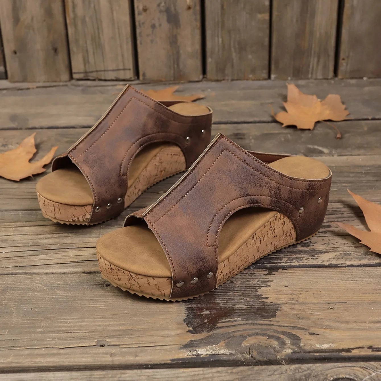 Women Slippers Comfortable Shallow Casual Outdoor Beach Slippers 2024 Summer New Fashion Wedges Sandals Designer Slides Women